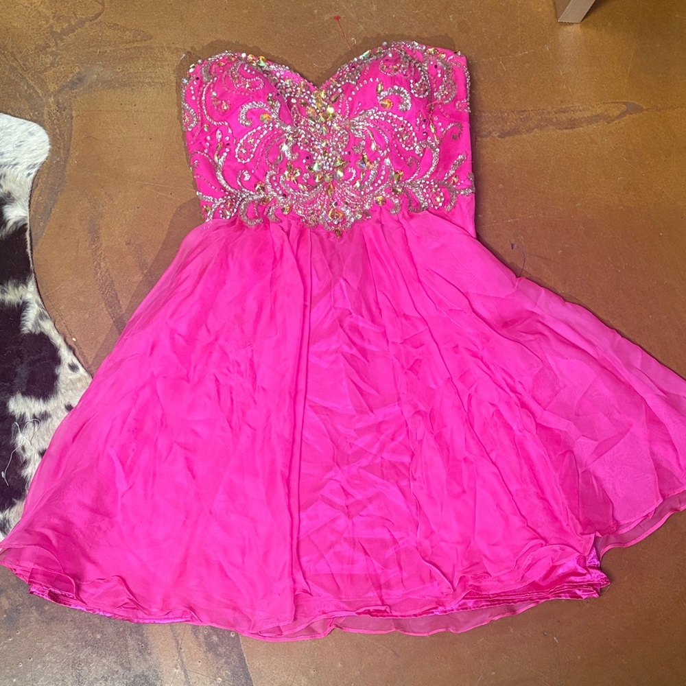 2 Cute Fuchsia Embellished Prom Dress